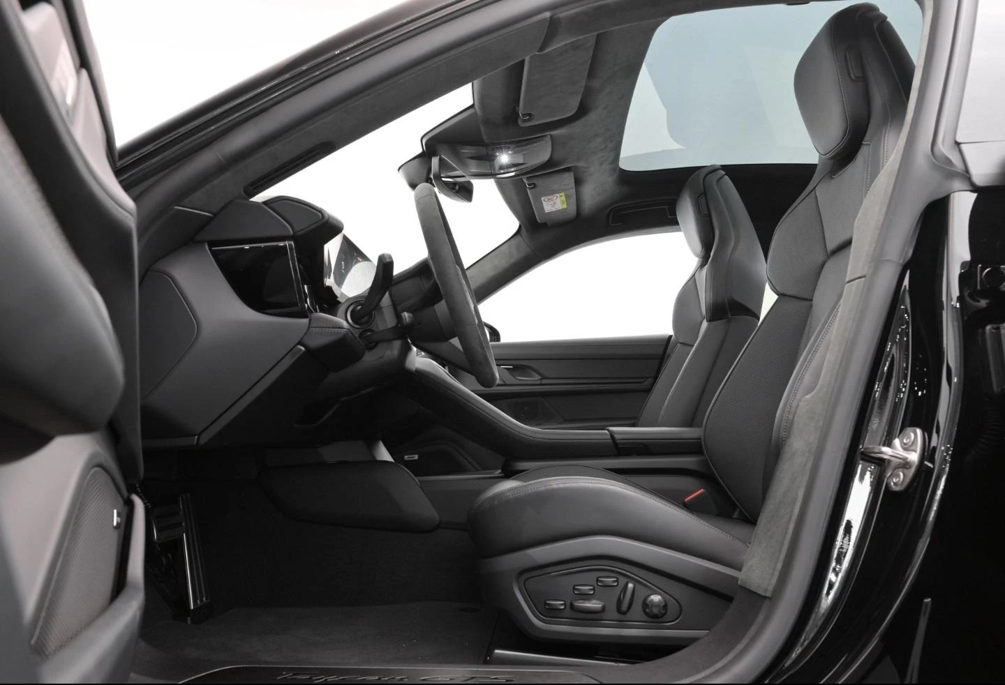 Porsche Taycan GTS/SPORT CHRONO/BOSE/HEAD UP/PANO/MATRIX/ - изображение 9