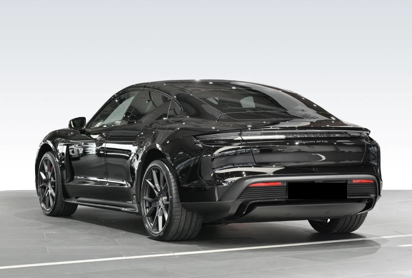 Porsche Taycan GTS/SPORT CHRONO/BOSE/HEAD UP/PANO/MATRIX/ - изображение 4