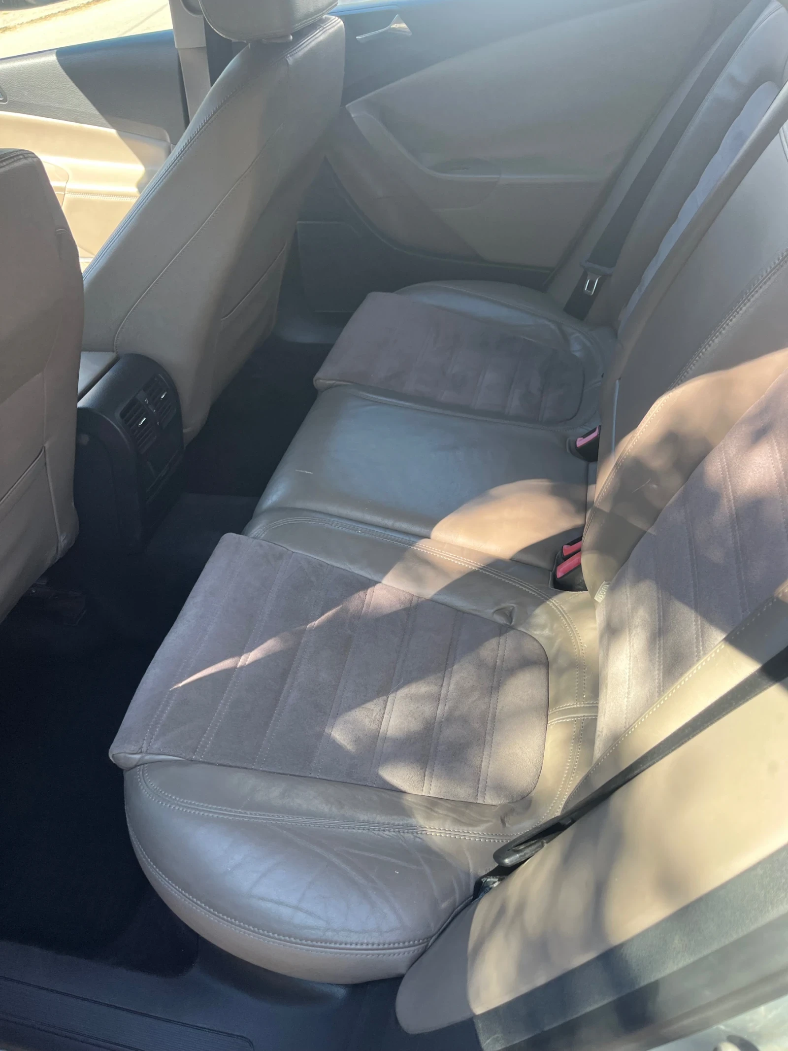 VW Passat 2.0Tdi - High line - Xenon - Navi | Mobile.bg — изображение 10