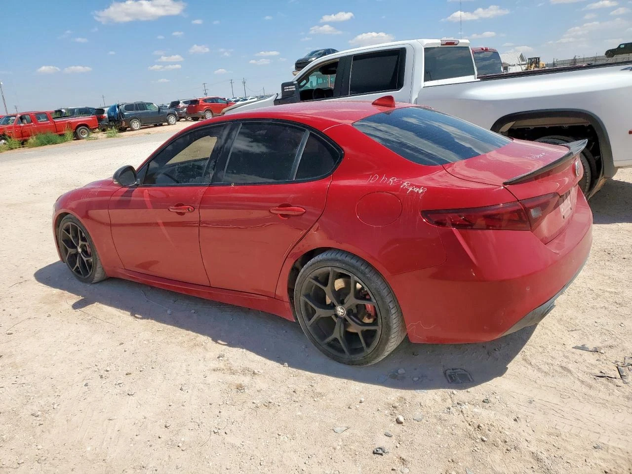 Alfa Romeo Giulia Ti * Възможност за Лизинг*  - изображение 2