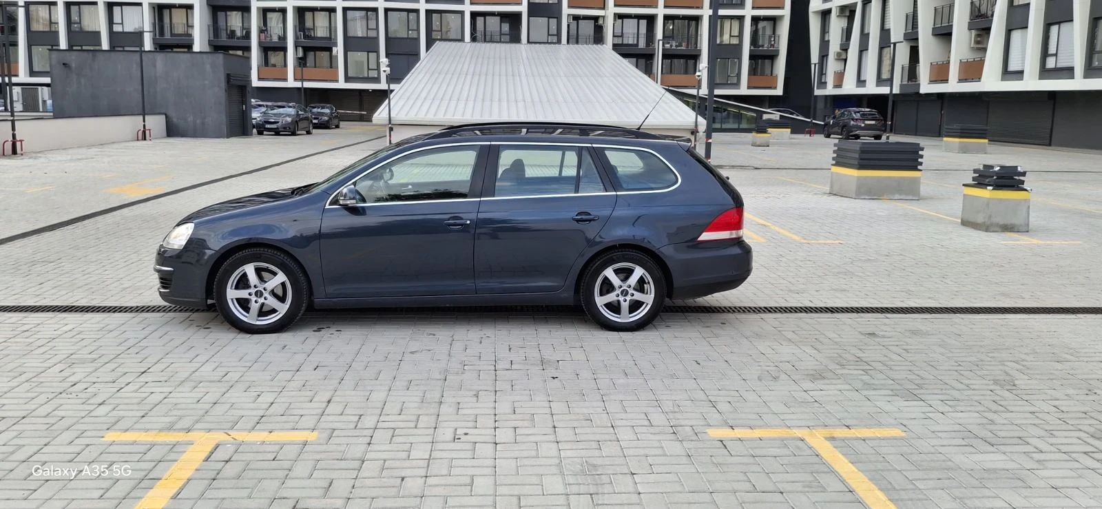 VW Golf 5 1.4-Бензин - изображение 2