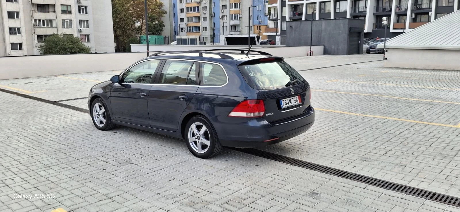 VW Golf 5 1.4-Бензин - изображение 3