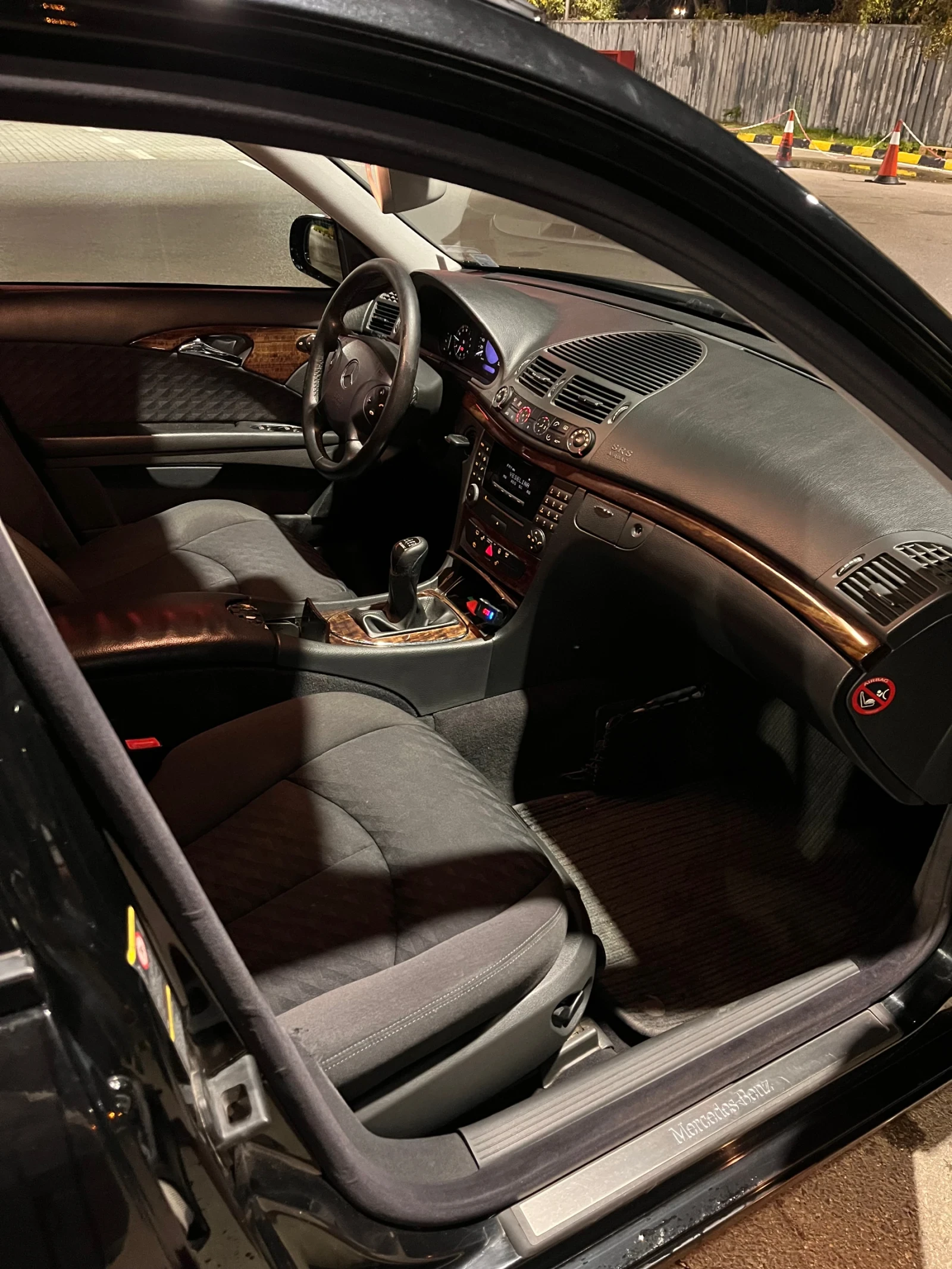 Mercedes-Benz E 220  - изображение 9