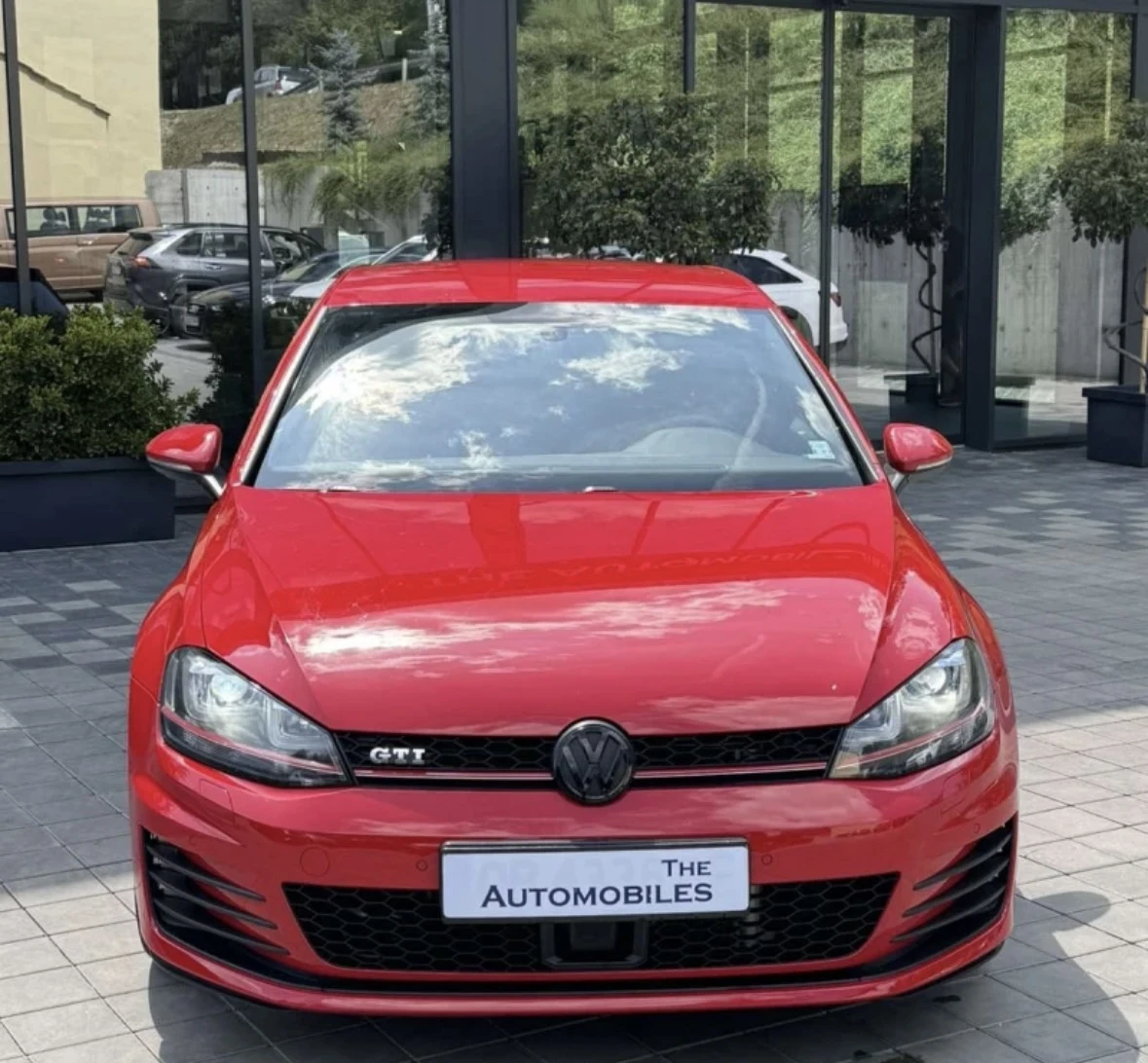 VW Golf GTI AKRAPOVIC - изображение 2