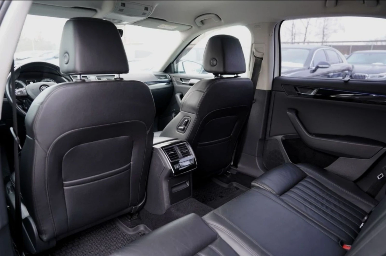 Skoda Superb  2.0 TDI 4x4 L&K DSG | Mobile.bg � ����������� 13