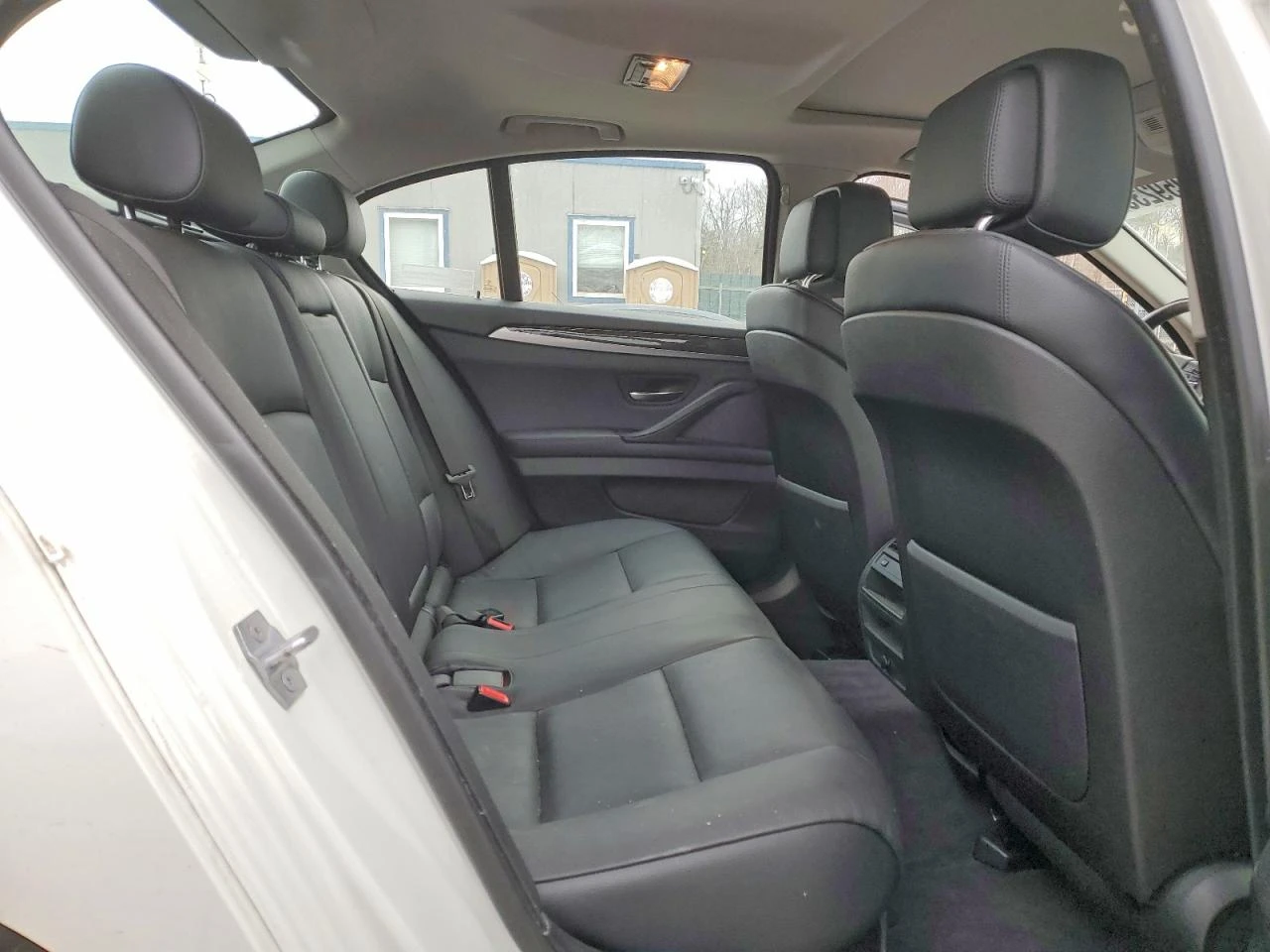 BMW 535 XI* Мемори* Подгреви* Keyless* Камера - изображение 10