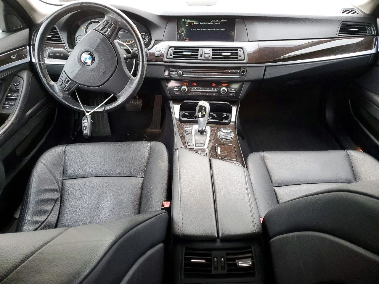 BMW 535 XI* Мемори* Подгреви* Keyless* Камера - изображение 8