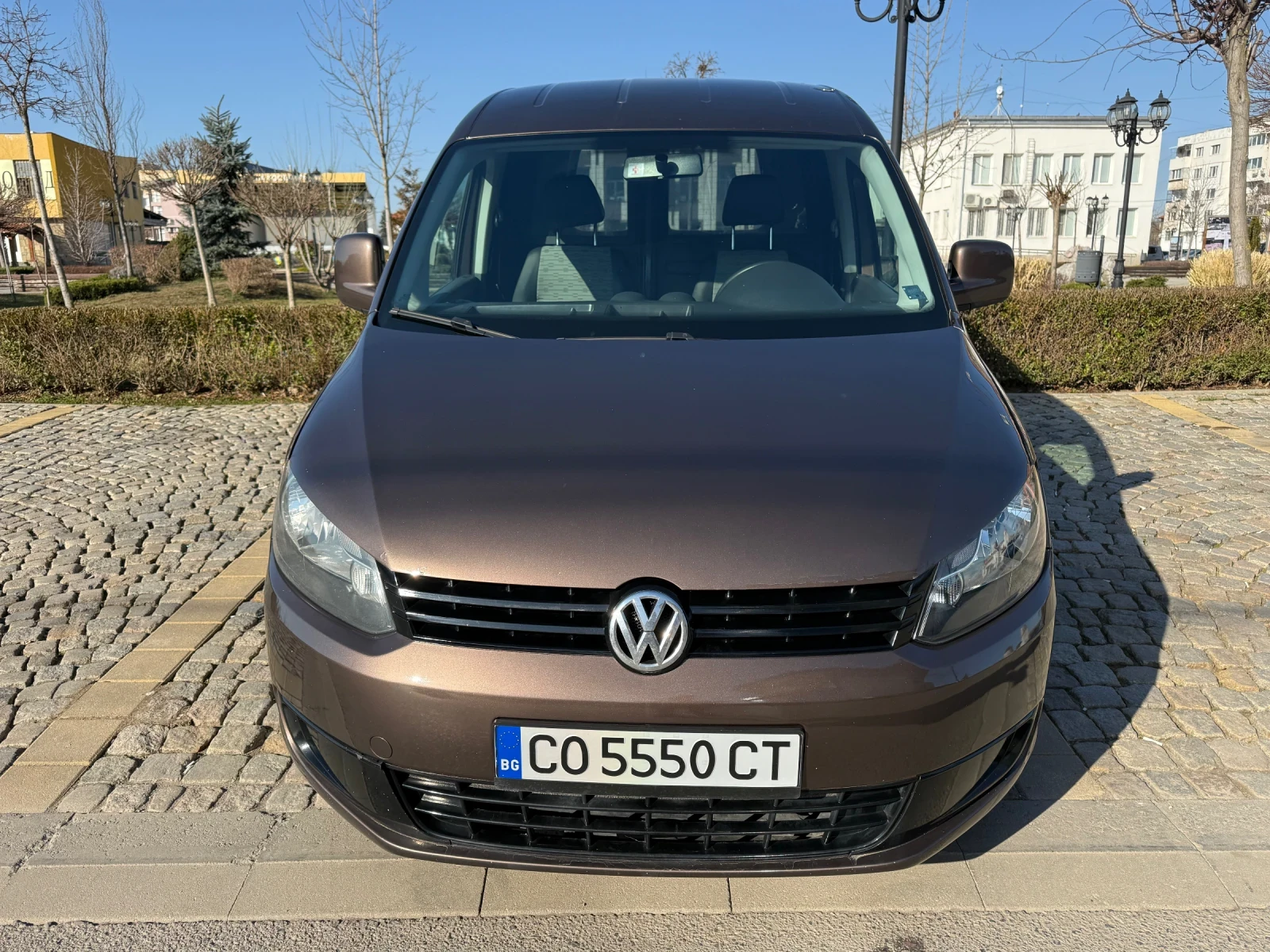 VW Caddy 1.6 TDI DSG , снимка 13 - Автомобили и джипове - 53888332