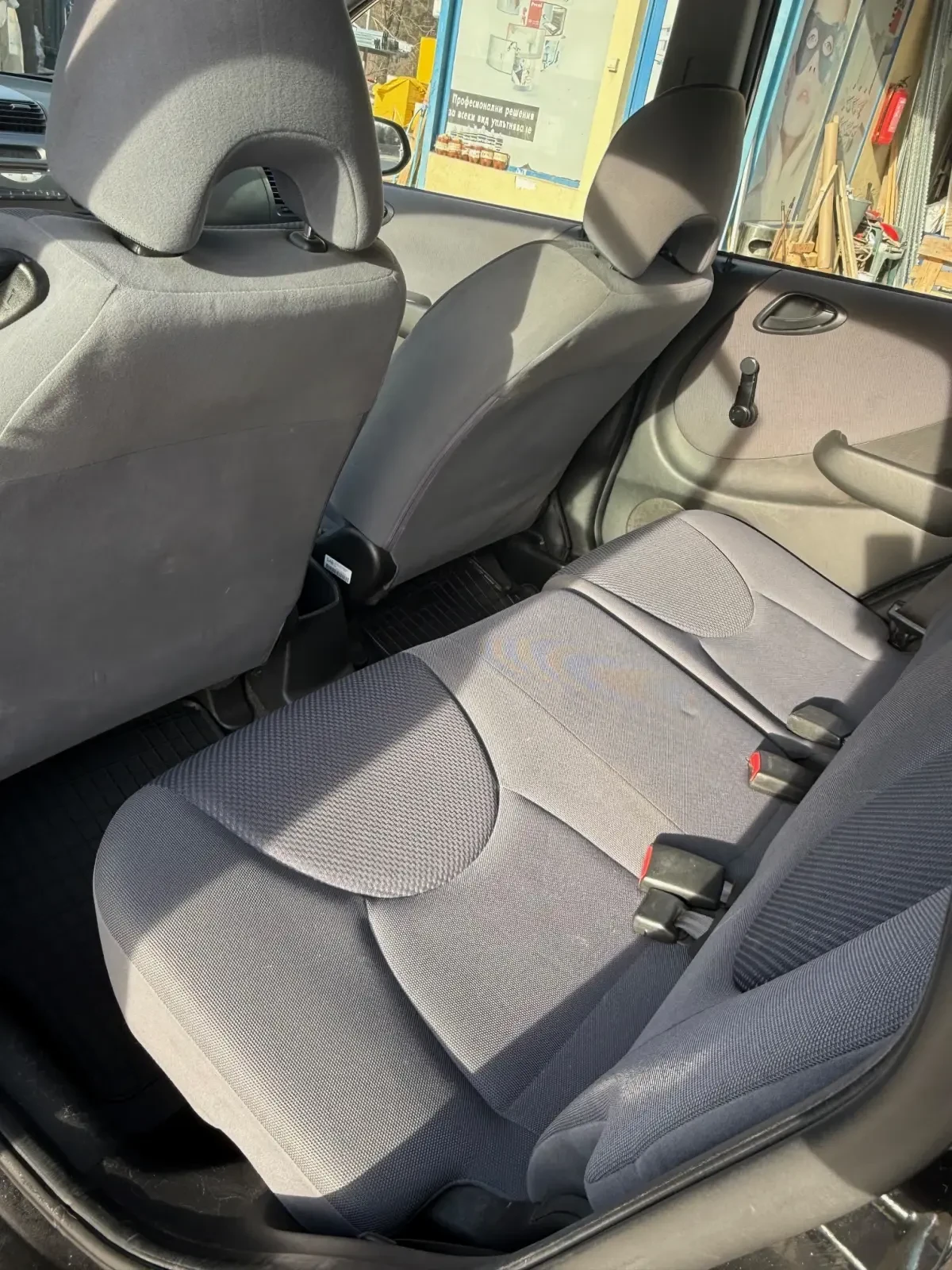 Honda Jazz 1.3, снимка 8 - Автомобили и джипове - 54607782