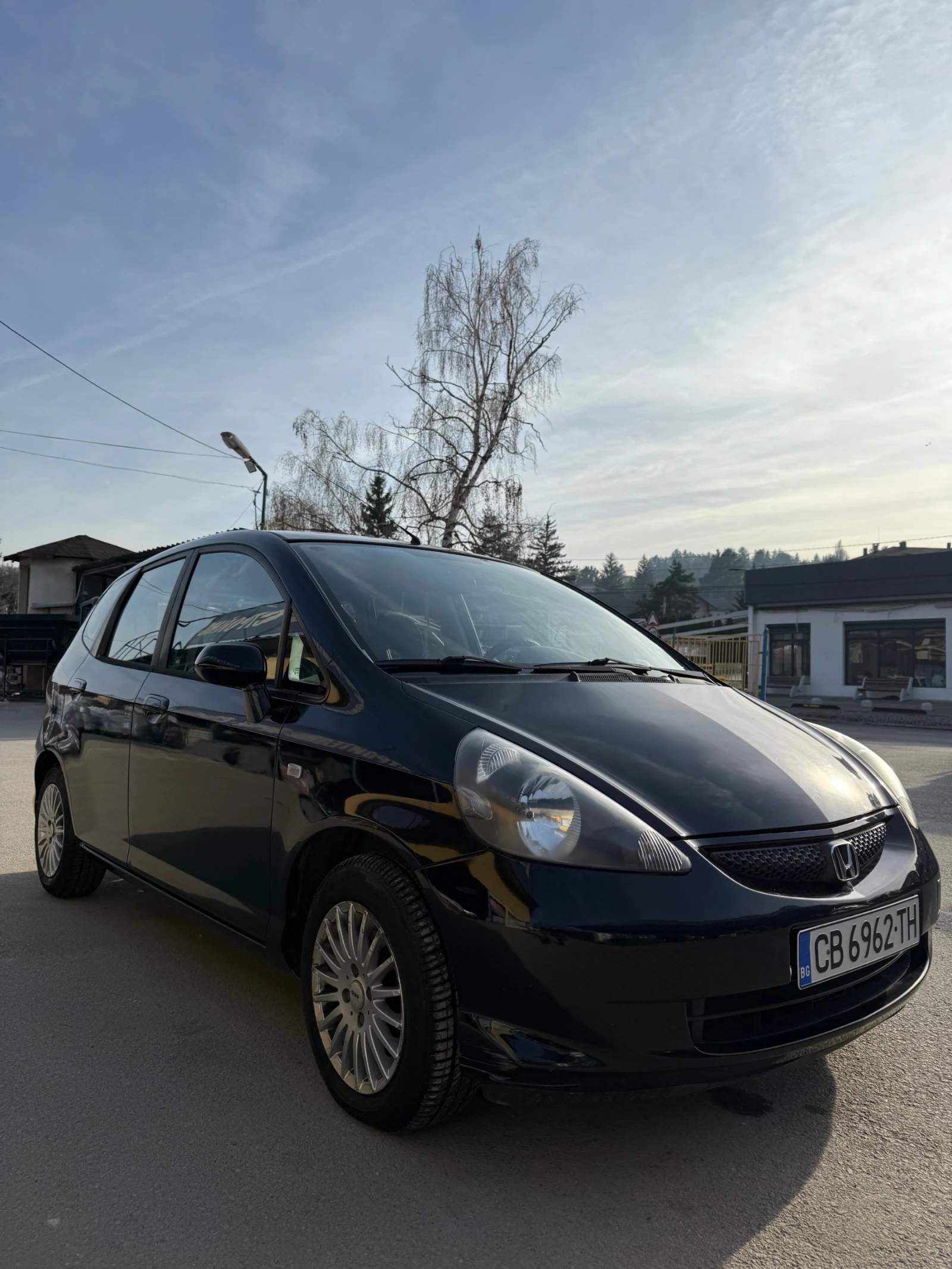 Honda Jazz 1.3, снимка 4 - Автомобили и джипове - 54607782