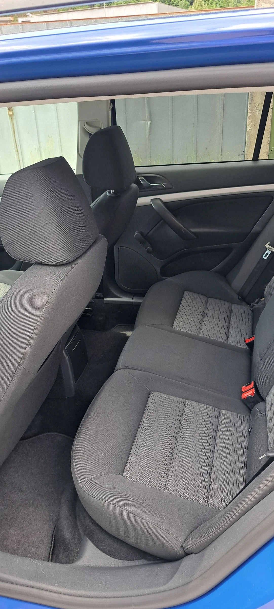 Skoda Octavia 1.8T, снимка 8 - Автомобили и джипове - 54873519