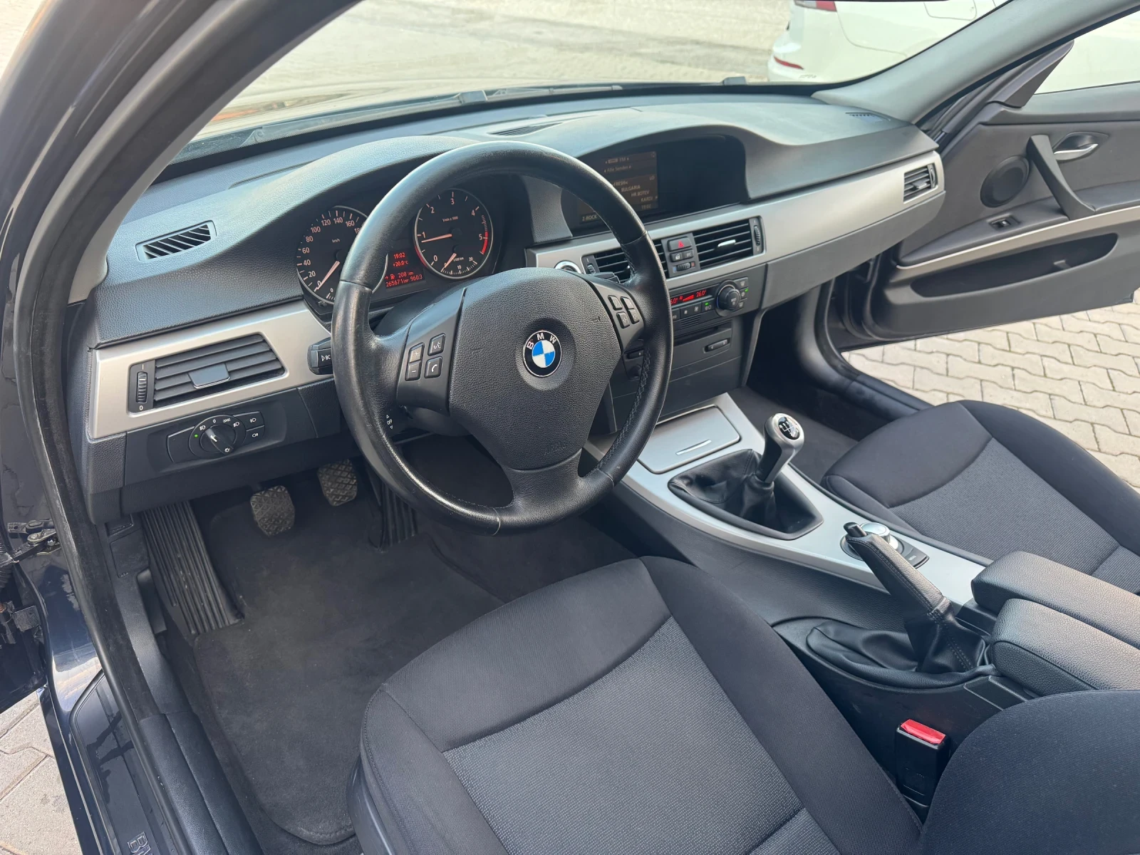 BMW 320 320D 163к.с, снимка 9 - Автомобили и джипове - 54879894