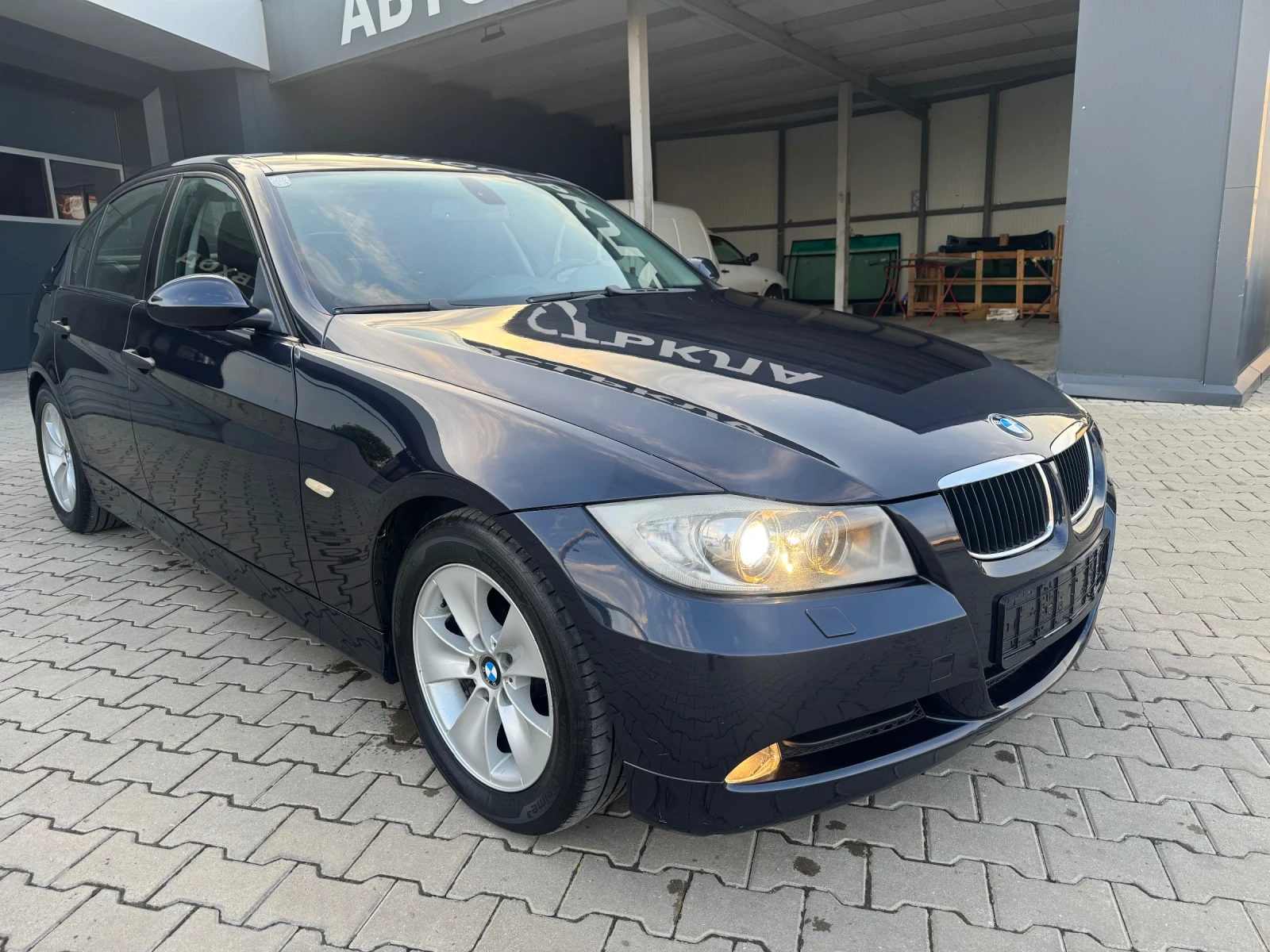 BMW 320 320D 163к.с, снимка 3 - Автомобили и джипове - 54879894