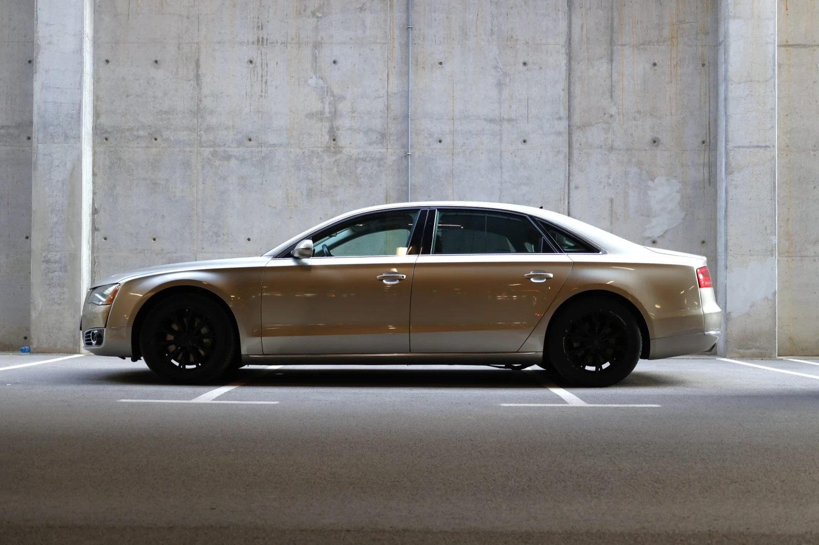 Audi A8, снимка 8 - Автомобили и джипове - 55215301