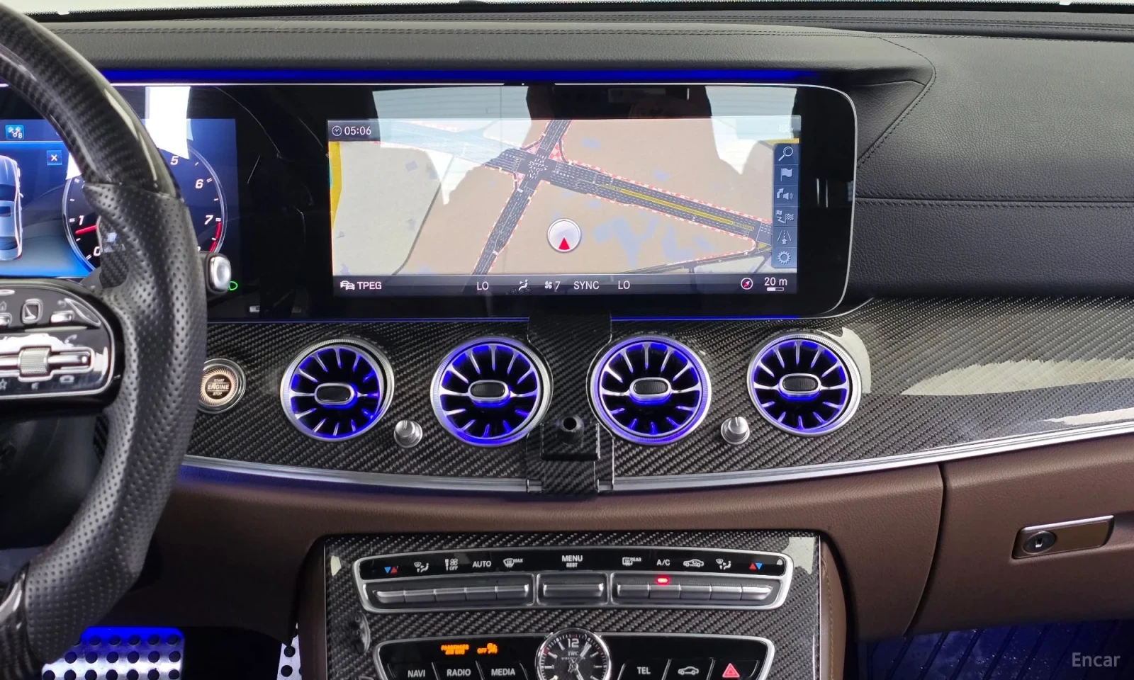 Mercedes-Benz E 63 AMG TOP* 4MATIC* UNIKAT* , снимка 14 - Автомобили и джипове - 55385867