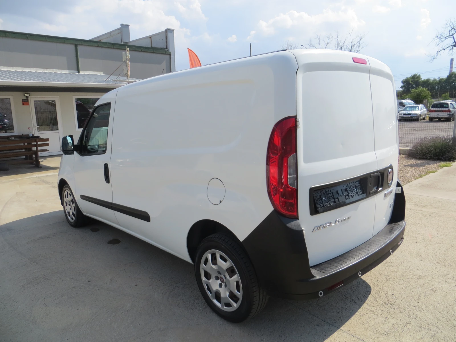 Fiat Doblo 1.4-Natural Power-MAXI-СЕРВИЗНА ИСТОРИЯ!!!, снимка 5 - Автомобили и джипове - 55688150