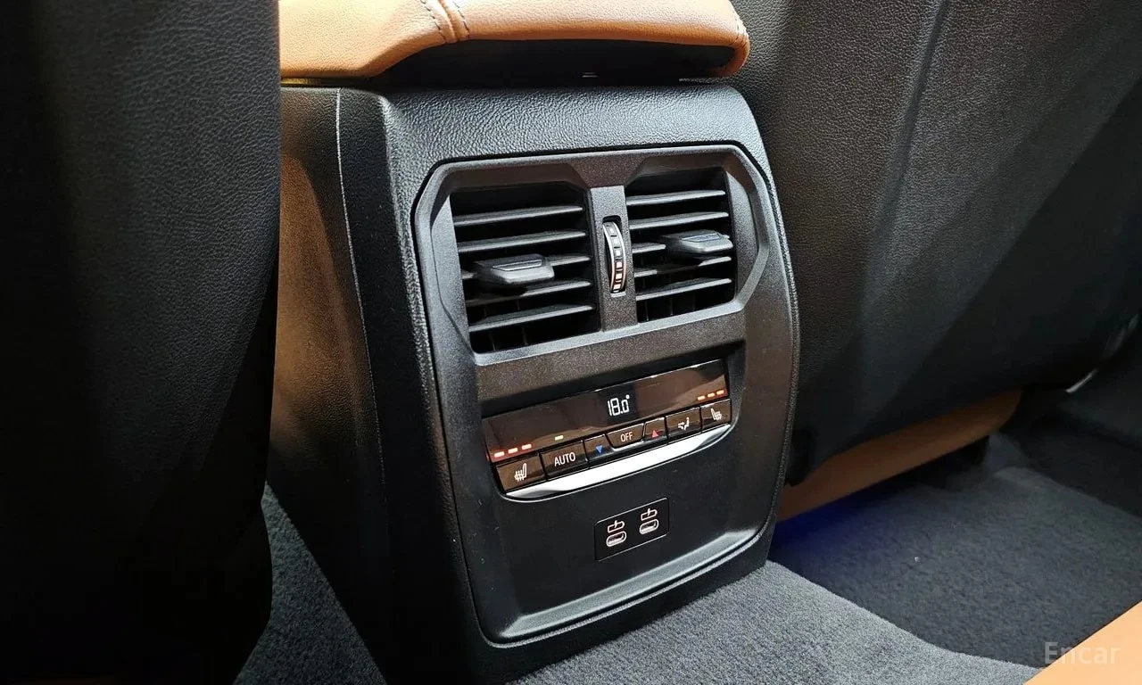 BMW 340 | HUD | 360 | ШИБИДАХ | ДИСТРОНИК, снимка 17 - Автомобили и джипове - 55941287