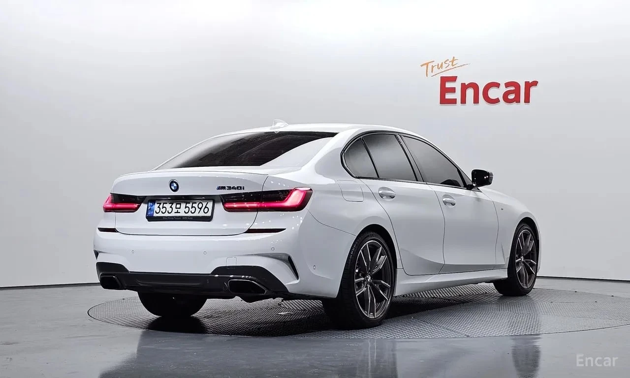 BMW 340 | HUD | 360 | ШИБИДАХ | ДИСТРОНИК, снимка 2 - Автомобили и джипове - 55941287