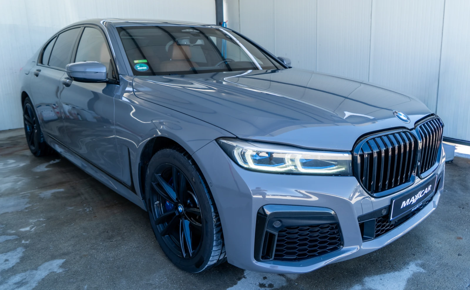 BMW 750 D = M-PERFORMANCE = FULL MAX = 400HP = ЛИЗИНГ, снимка 3 - Автомобили и джипове - 55978388