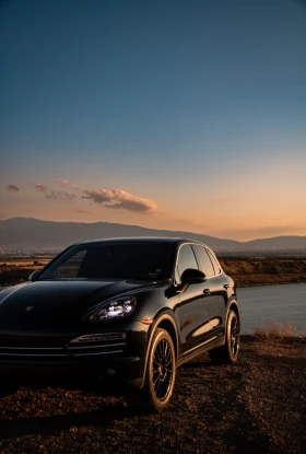 Porsche Cayenne Продава се Porsche Cayenne Platinum Edition 2014 г - 36000 лв. - 71524927 7