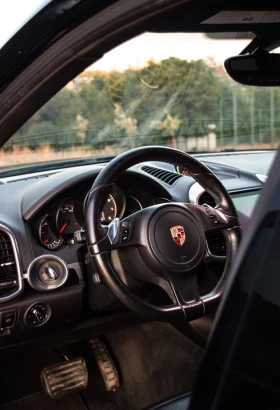 Porsche Cayenne Продава се Porsche Cayenne Platinum Edition 2014 г - 36000 лв. - 71524927 5