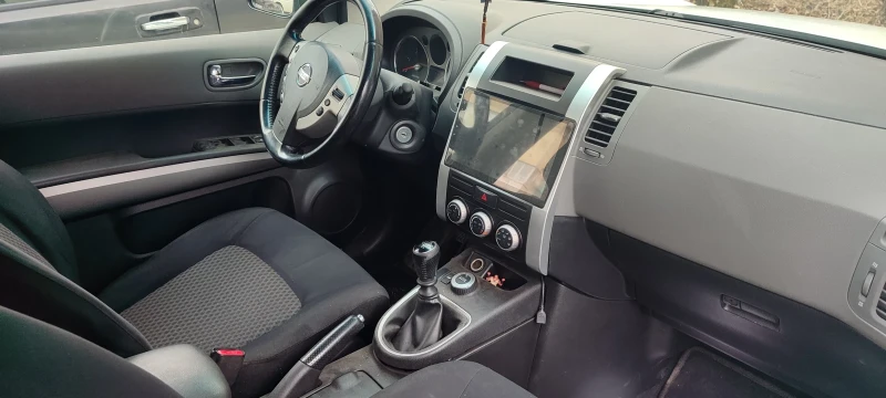 Nissan X-trail T31, снимка 4 - Автомобили и джипове - 48471639