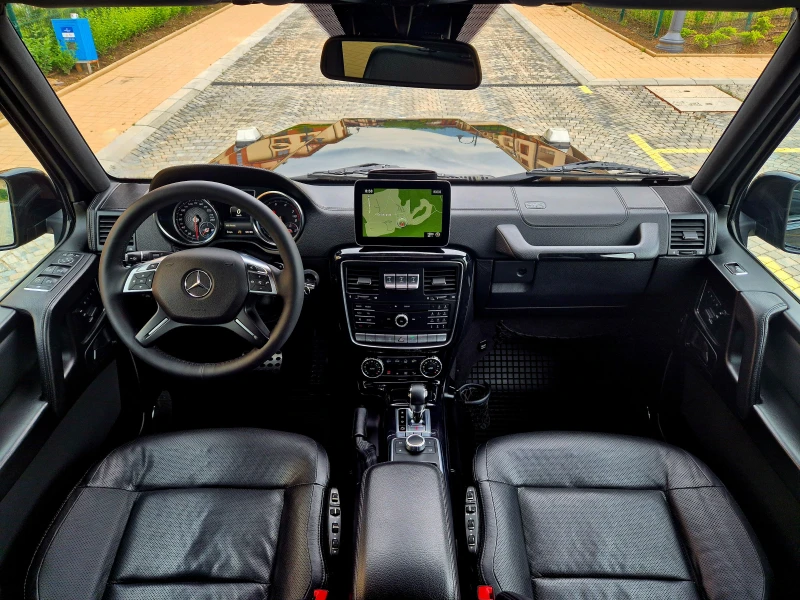 Mercedes-Benz G 500 * FACELIFT* AMG* DISTRONIC* H/K* ALCANTA, снимка 9 - Автомобили и джипове - 50491823