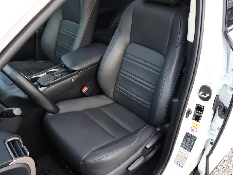 Lexus NX 300h ПАНОРАМА/КОЖЕН САЛОН/ПОДГРЕВ/LED+ BI-XENON/КАМЕРА, снимка 12 - Автомобили и джипове - 51661981