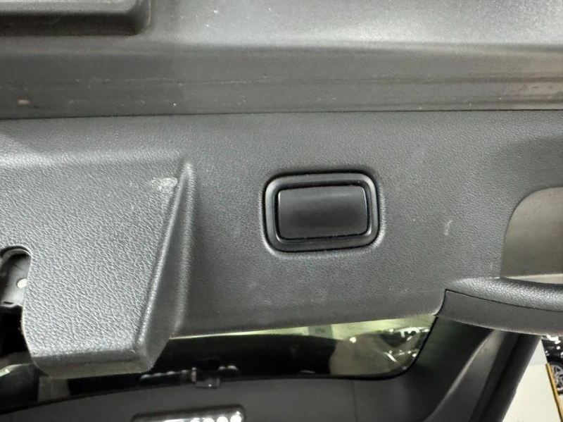 Hyundai Tucson Gasoline 1.6 Turbo 2WD Inspiration, снимка 8 - Автомобили и джипове - 52069912