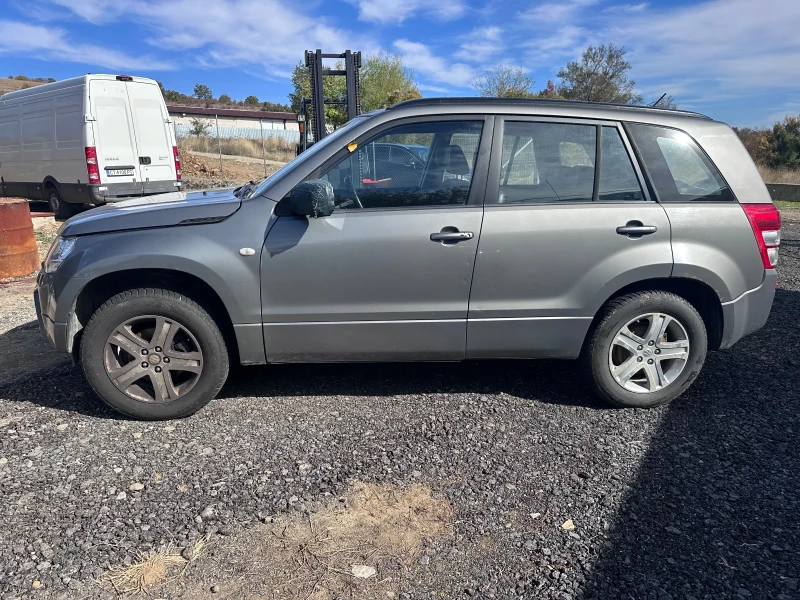 Suzuki Grand vitara 2.0 Автоматик, снимка 4 - Автомобили и джипове - 52180425