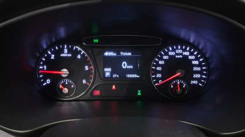 Kia Sorento 2.2 4WD NOBLESSE autogeorge.com, снимка 7 - Автомобили и джипове - 52333631