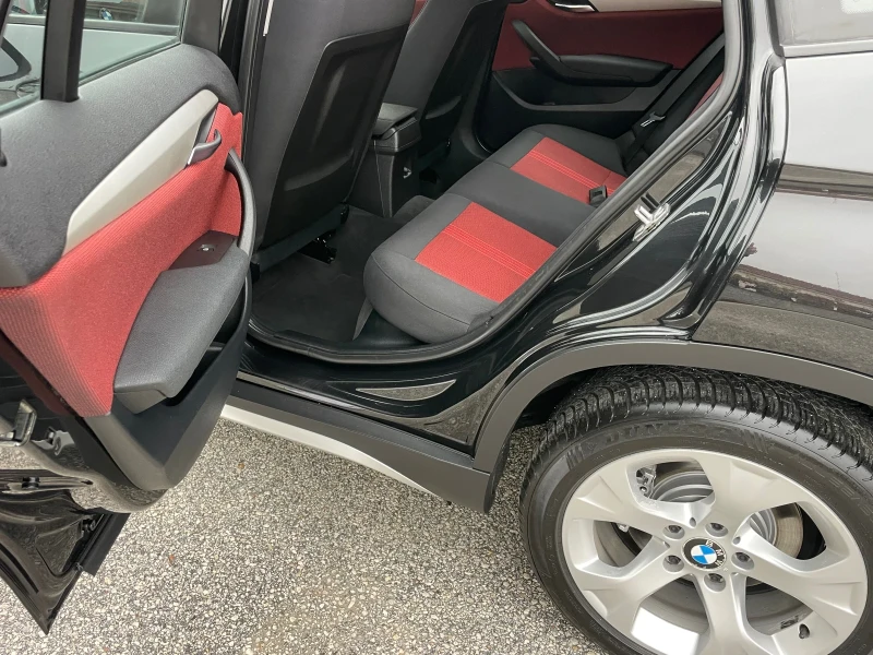 BMW X1 2.5i 218к.с. хDrive ГЕРМАНИЯ, снимка 12 - Автомобили и джипове - 52339105