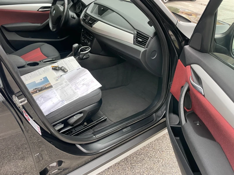 BMW X1 2.5i 218к.с. хDrive ГЕРМАНИЯ, снимка 14 - Автомобили и джипове - 52339105