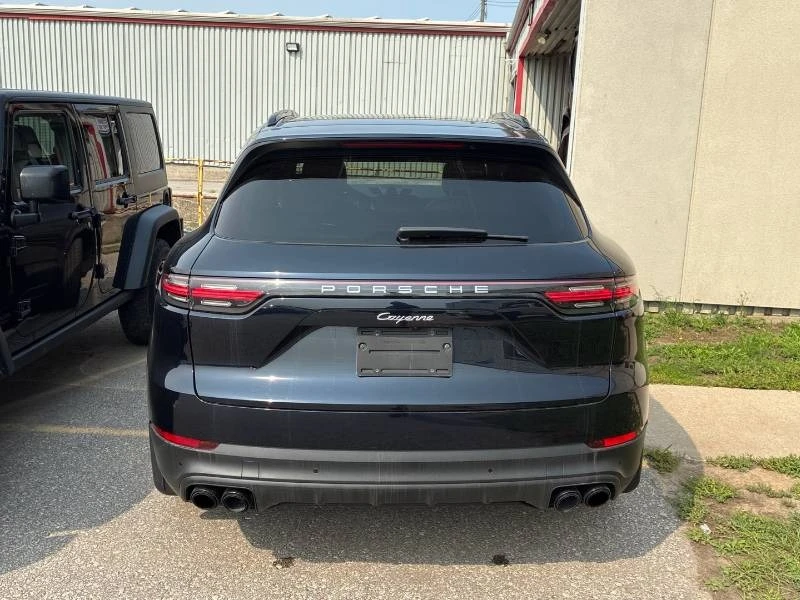Porsche Cayenne * AWD * PANO * ОБДУХВАНЕ * ЛИЦЕНЗИРАН ДИЛЪР, снимка 2 - Автомобили и джипове - 55702997
