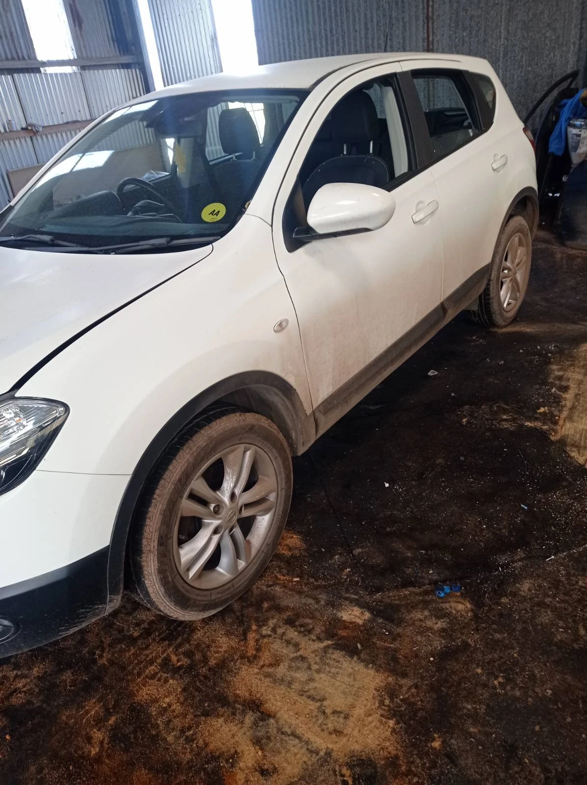 Nissan Qashqai 1.6i 117 ks - изображение 4