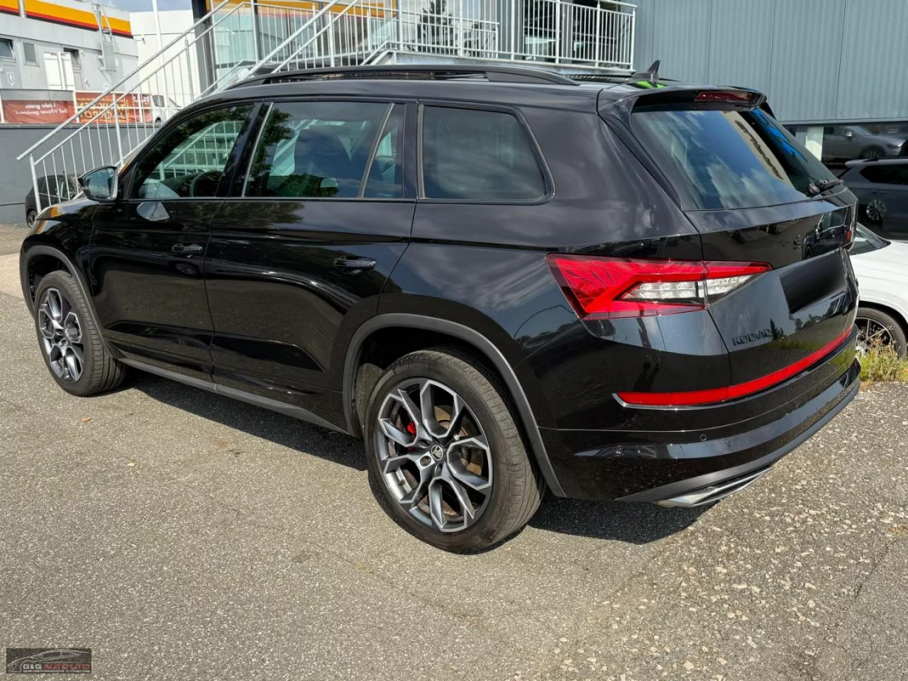 Skoda Kodiaq 2.0TDI/RS/239HP/AHK/LED/PANO/CAM/ACC/MEMO/DAB/528f - изображение 3