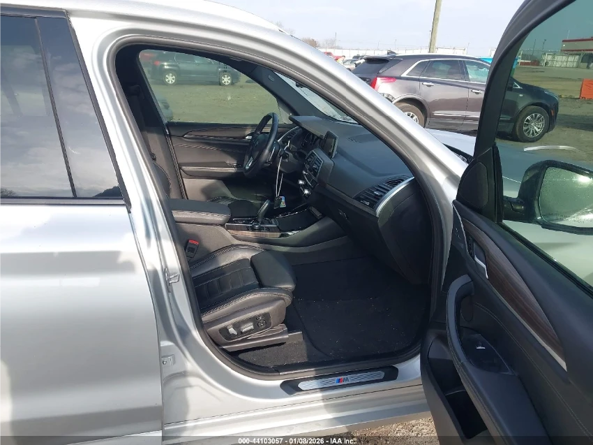 BMW X3 M-PACK* AMBIENT* HI-FI* ПОДГРЕВ* PANO - изображение 9