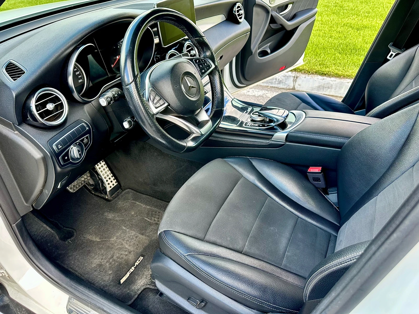 Mercedes-Benz GLC 250d 4Matic AMG Line , снимка 10 - Автомобили и джипове - 54400775