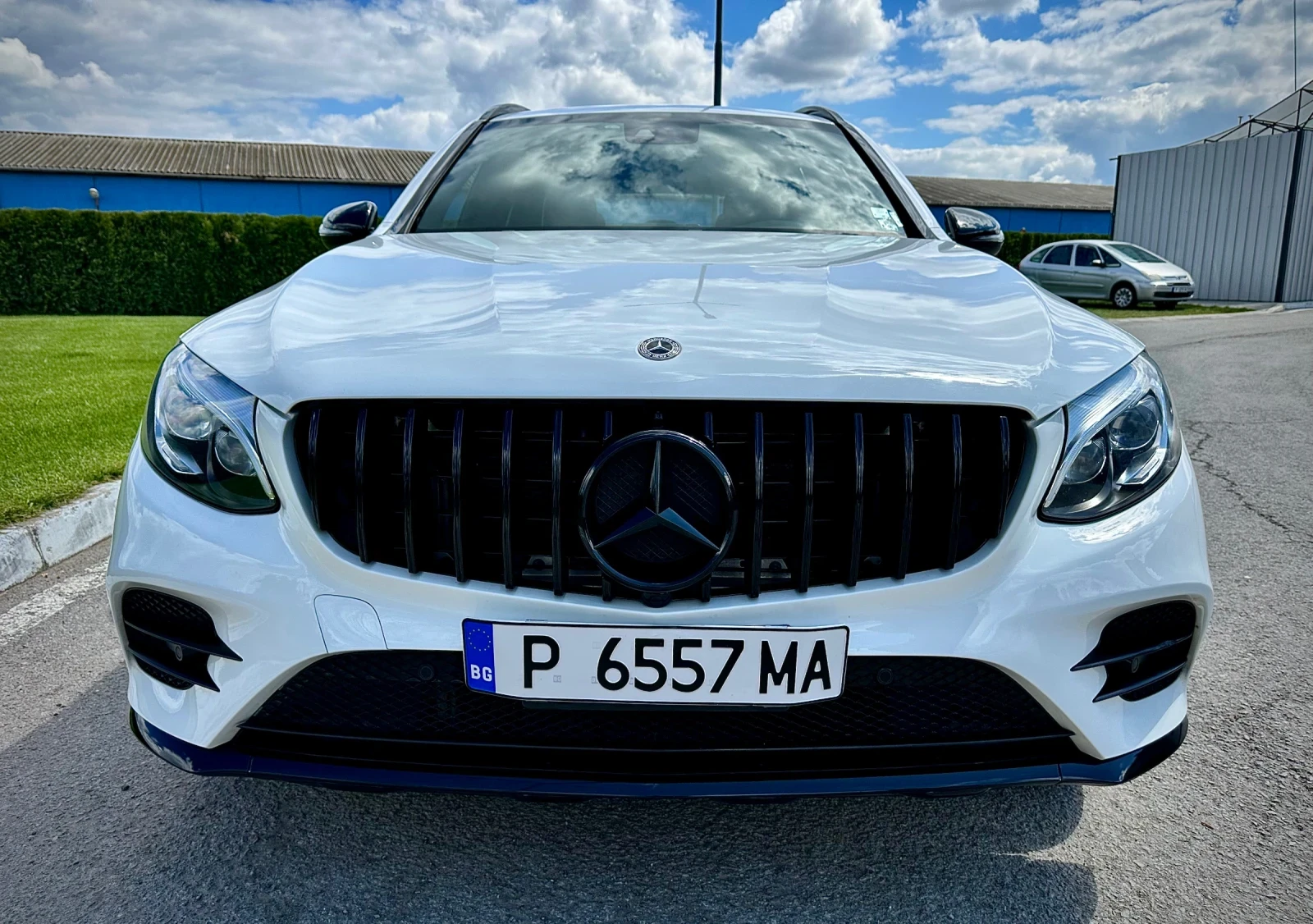 Mercedes-Benz GLC 250d 4Matic AMG Line , снимка 2 - Автомобили и джипове - 54400775