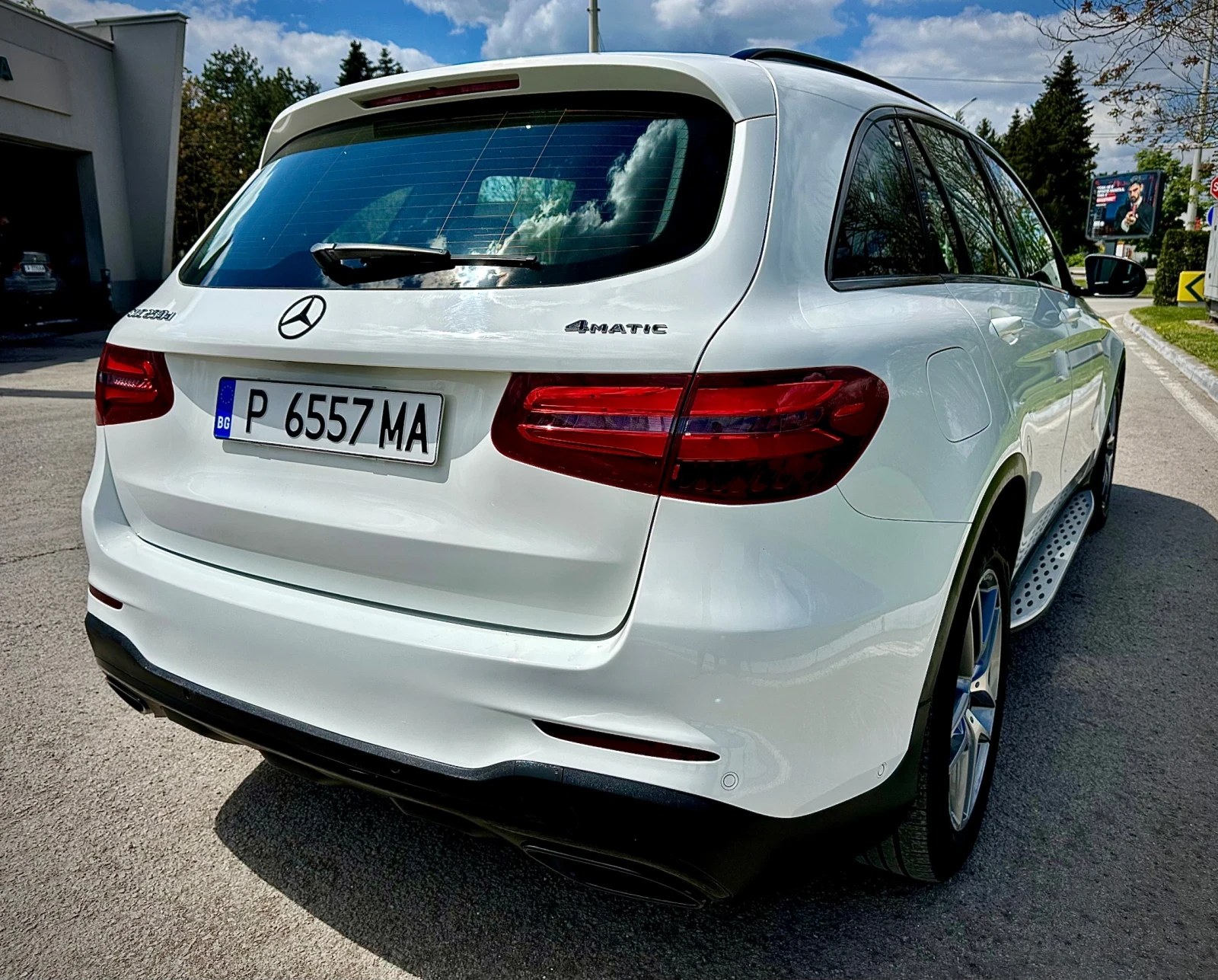 Mercedes-Benz GLC 250d 4Matic AMG Line , снимка 4 - Автомобили и джипове - 54400775
