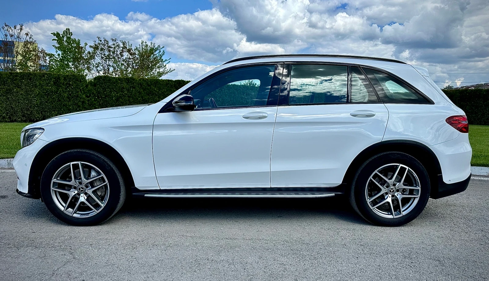 Mercedes-Benz GLC 250d 4Matic AMG Line , снимка 8 - Автомобили и джипове - 54400775