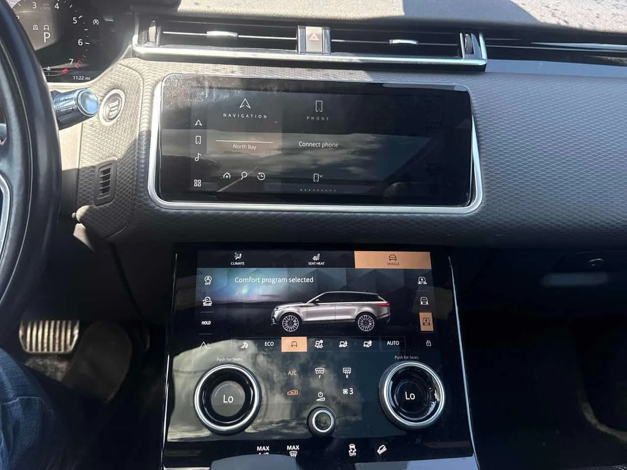 Land Rover Range Rover Velar * R Dynamic S * CARFAX * БЕЗ ПЪРВОНАЧАЛНА ВНОСКА, снимка 9 - Автомобили и джипове - 55014595