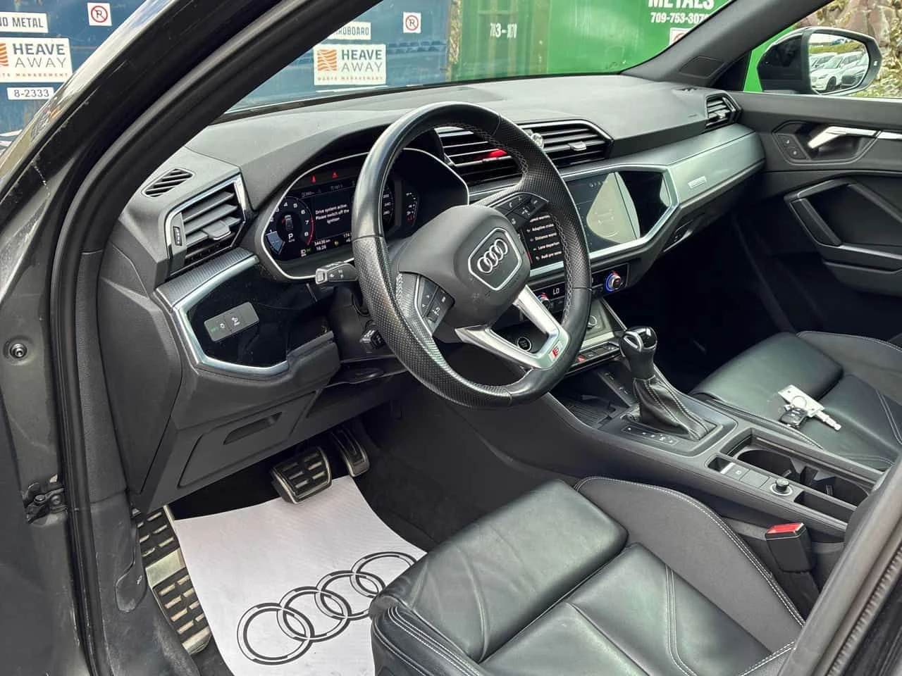 Audi Q3 NARDO GREY / DISTRONIC / CAMERA / АВТОКРЕДИТ , снимка 5 - Автомобили и джипове - 55026696