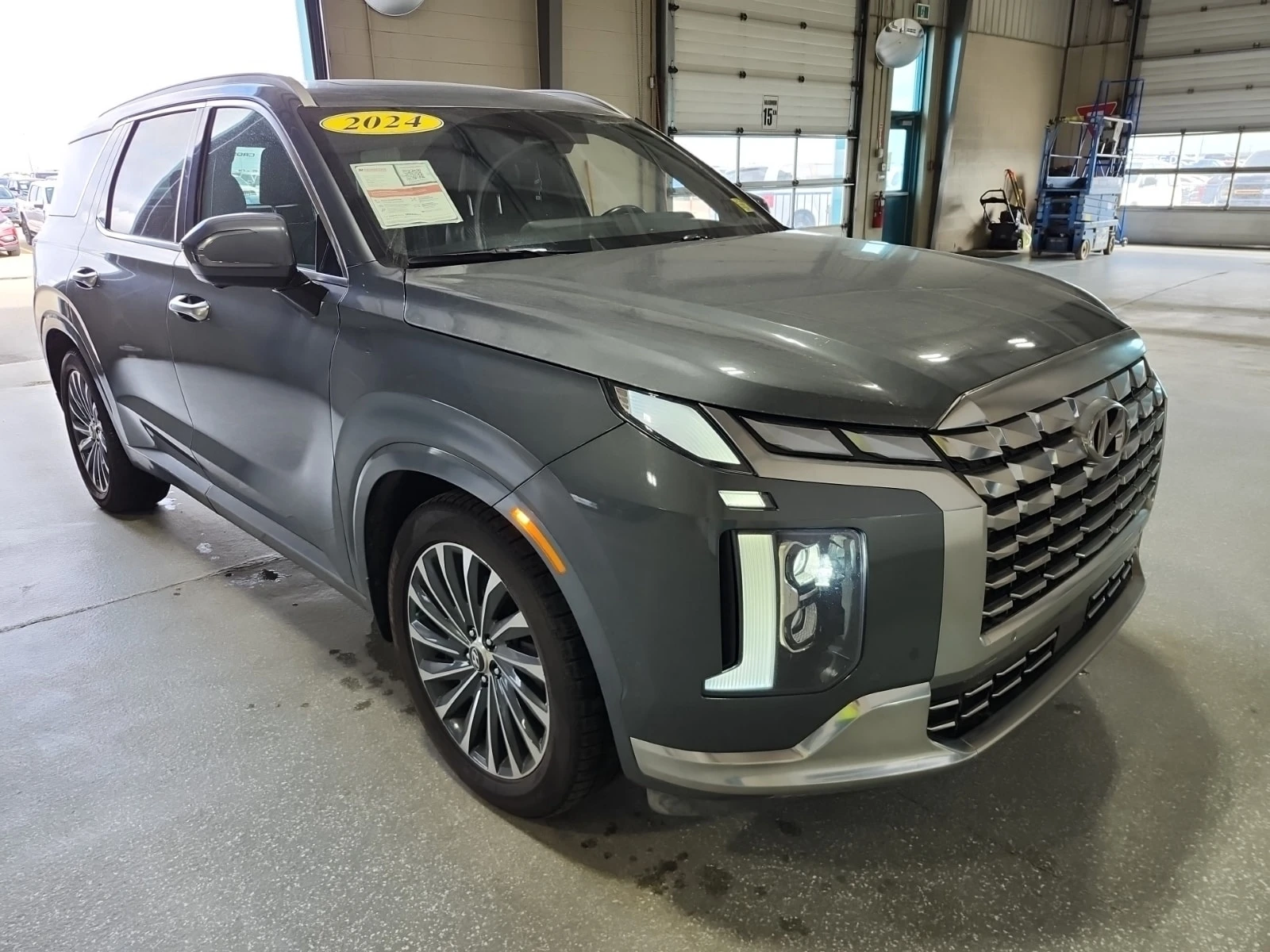 Hyundai Palisade 3.8 * AWD * ULTIMATE CALLIGRAPHY * CARFAX * , снимка 2 - Автомобили и джипове - 56107877