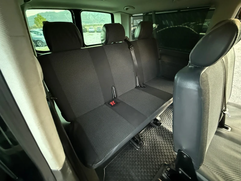 VW Caravelle 2.0TDi 180кс * 8+ 1* * 4-Motion* * MAXI* * Навигац, снимка 15 - Бусове и автобуси - 52227306