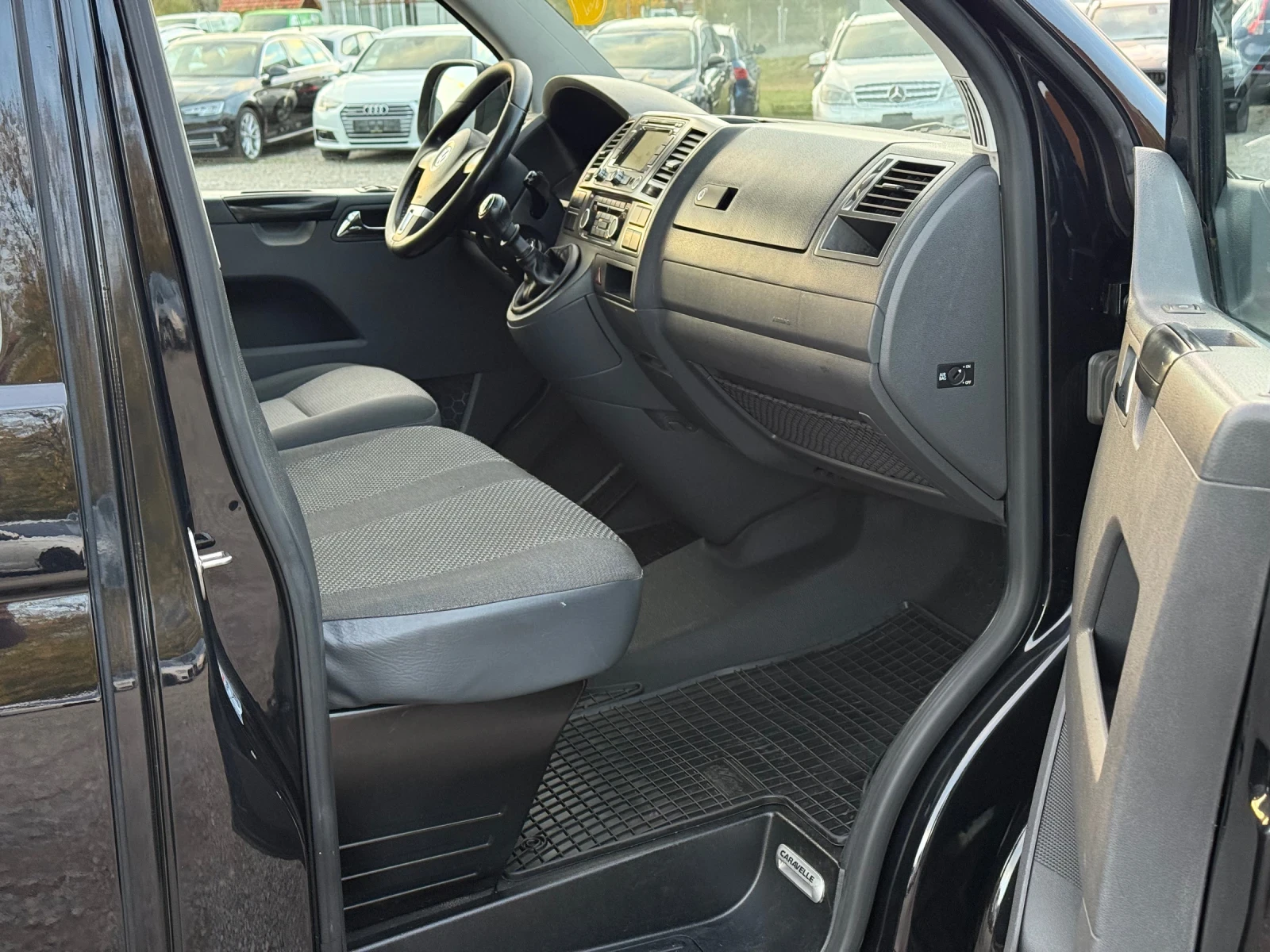 VW Caravelle 2.0TDi 180 * 8+ 1* * 4-Motion* * MAXI* *  | Mobile.bg   11