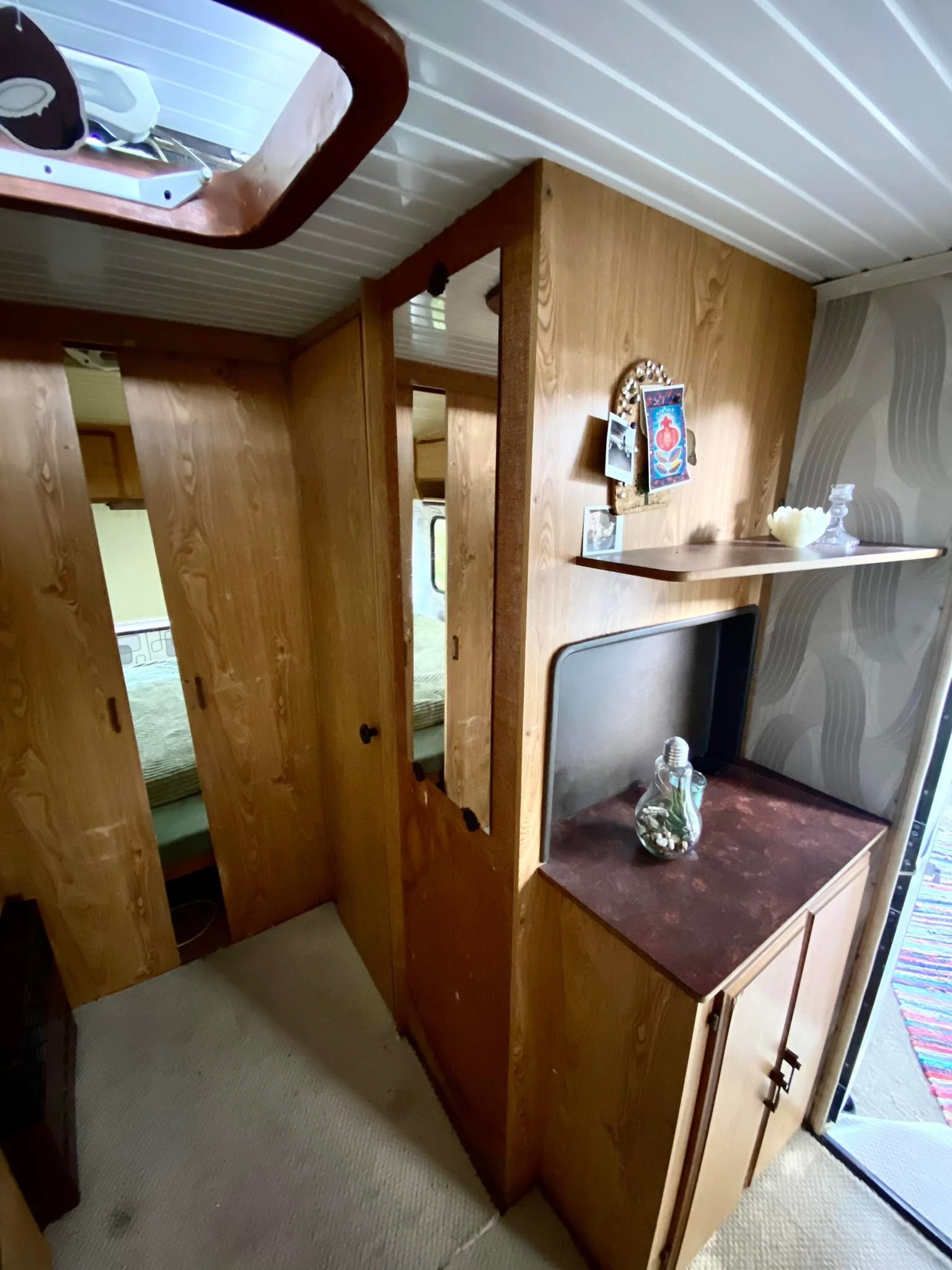 Каравана Burstner, снимка 2 - Каравани и кемпери - 54136893