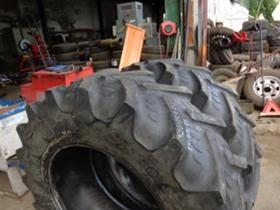 Гуми, снимка 16