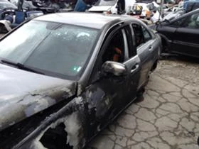 Mercedes-Benz C 200 C200, снимка 8