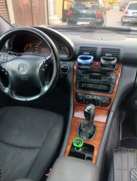 Mercedes-Benz C 220, снимка 1